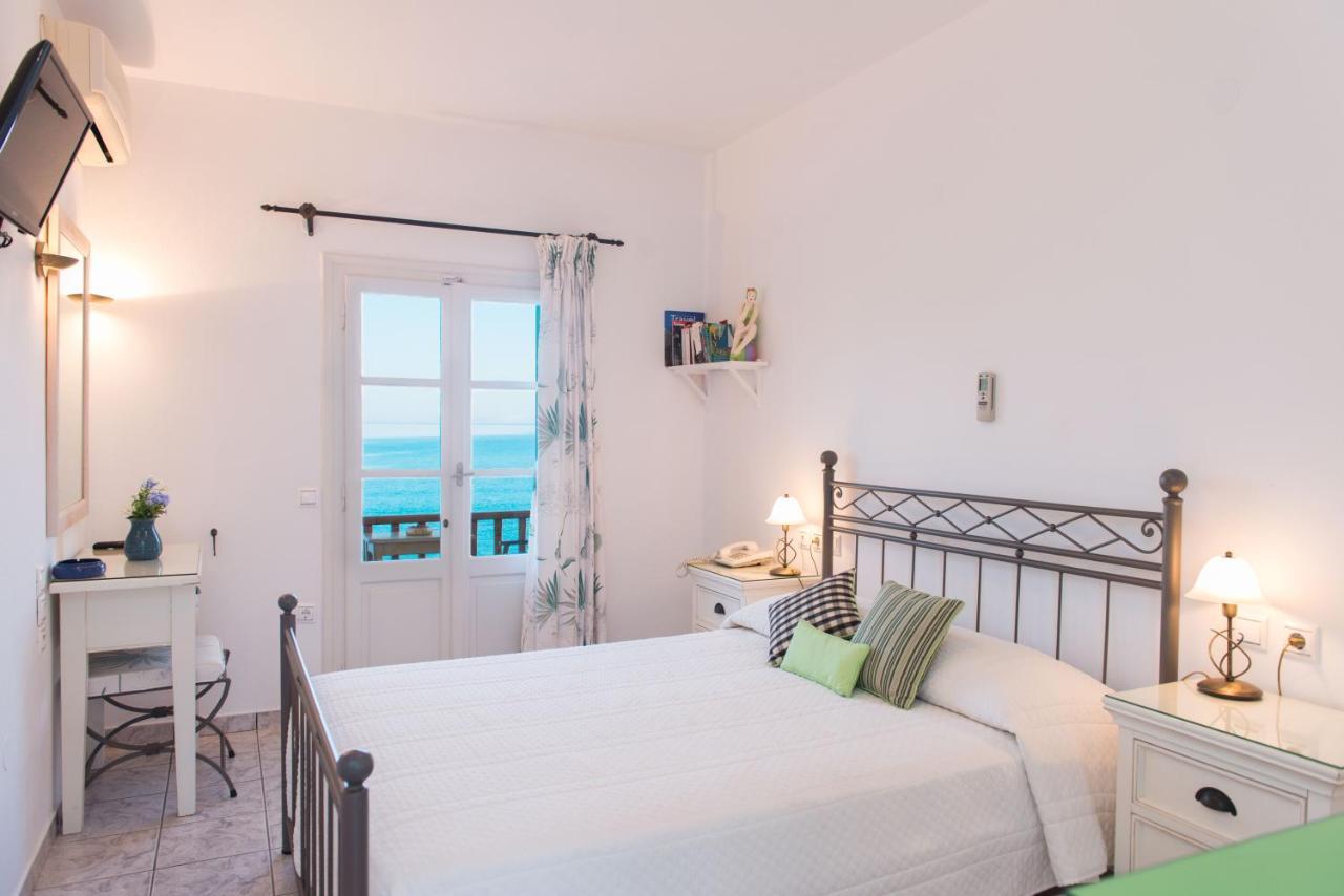 Hotel Efrosini Platis Gialos  Екстериор снимка