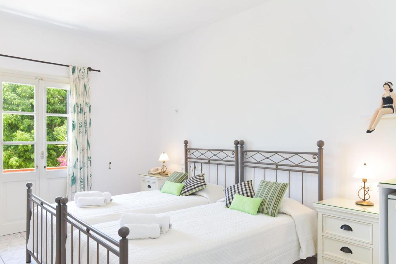 Hotel Efrosini Platis Gialos  Екстериор снимка