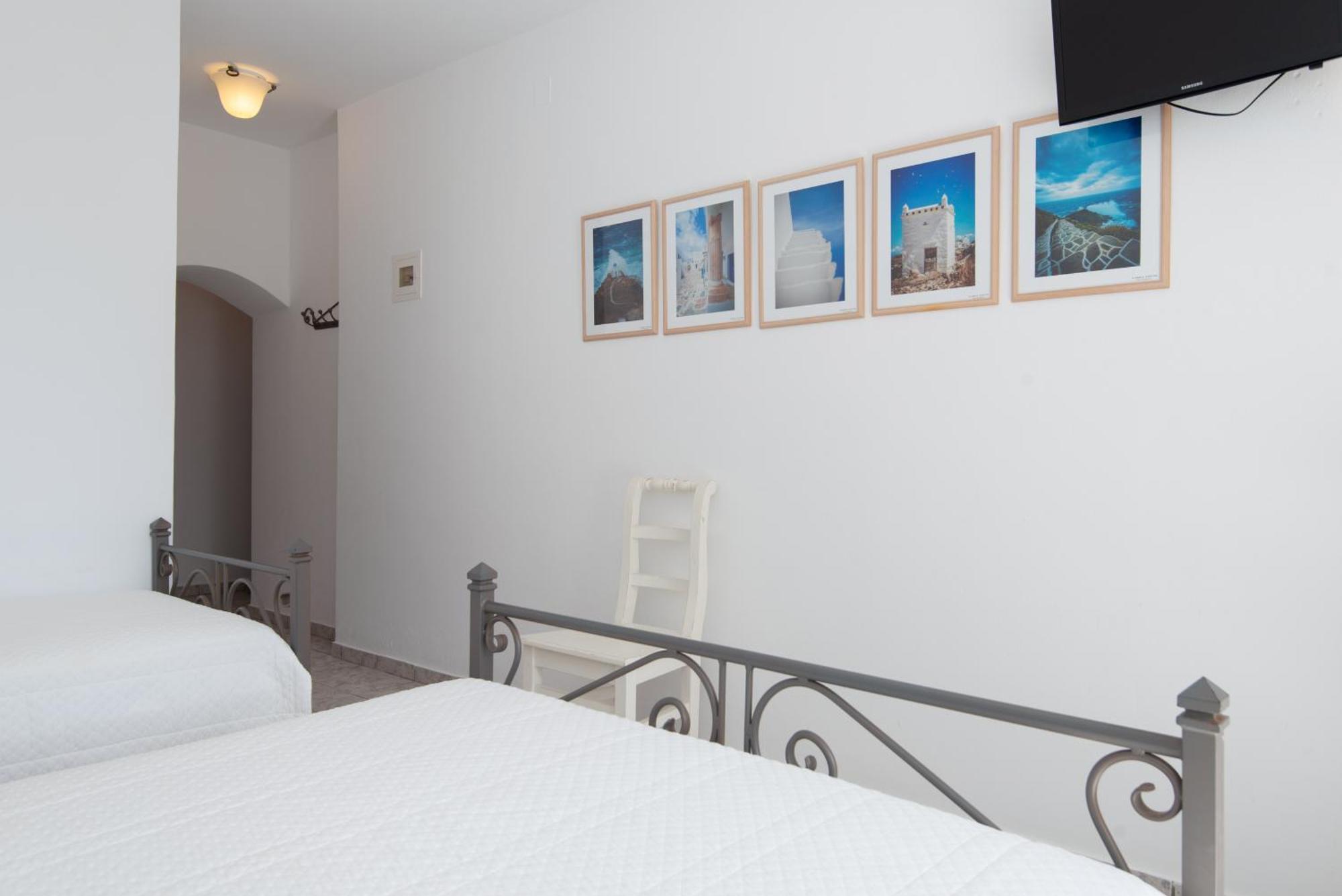 Hotel Efrosini Platis Gialos  Екстериор снимка